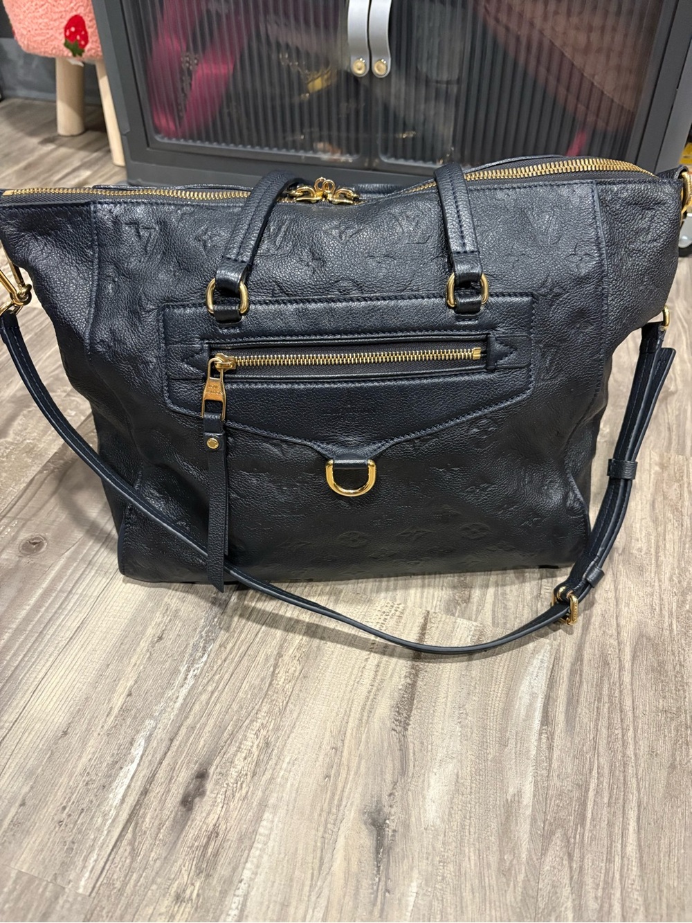 Authentic Louis Vuitton Empreinte Lumineuse Pm Tote Bag
